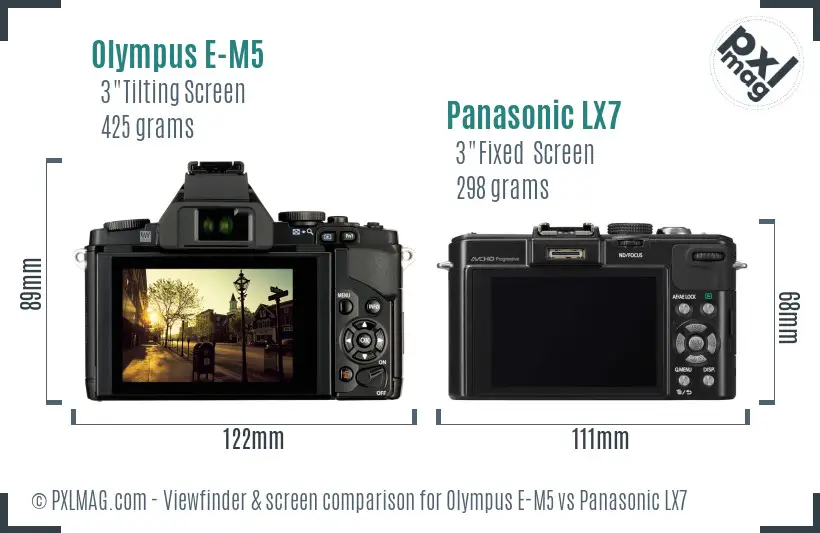 Olympus E-M5 vs Panasonic LX7 Screen and Viewfinder comparison