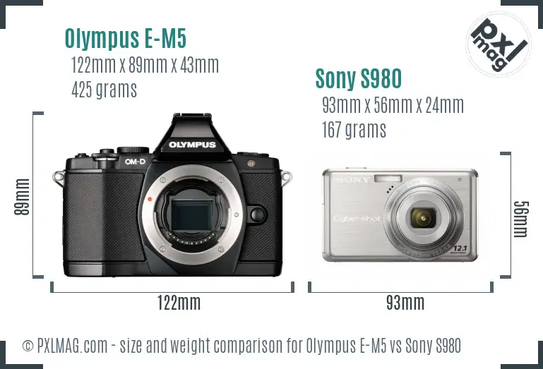 Olympus E-M5 vs Sony S980 size comparison