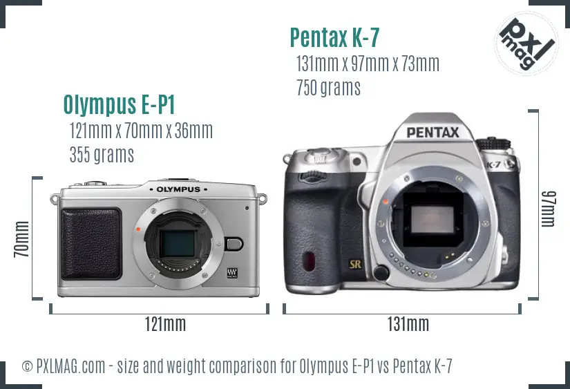 Olympus E-P1 vs Pentax K-7 size comparison
