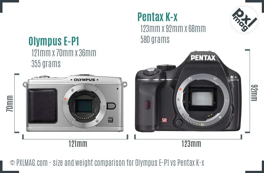Olympus E-P1 vs Pentax K-x size comparison