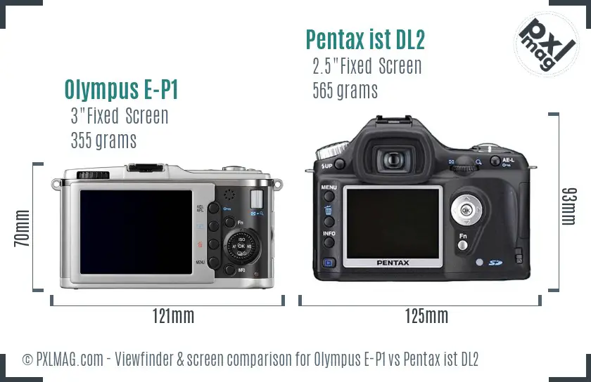 Olympus E-P1 vs Pentax ist DL2 Screen and Viewfinder comparison