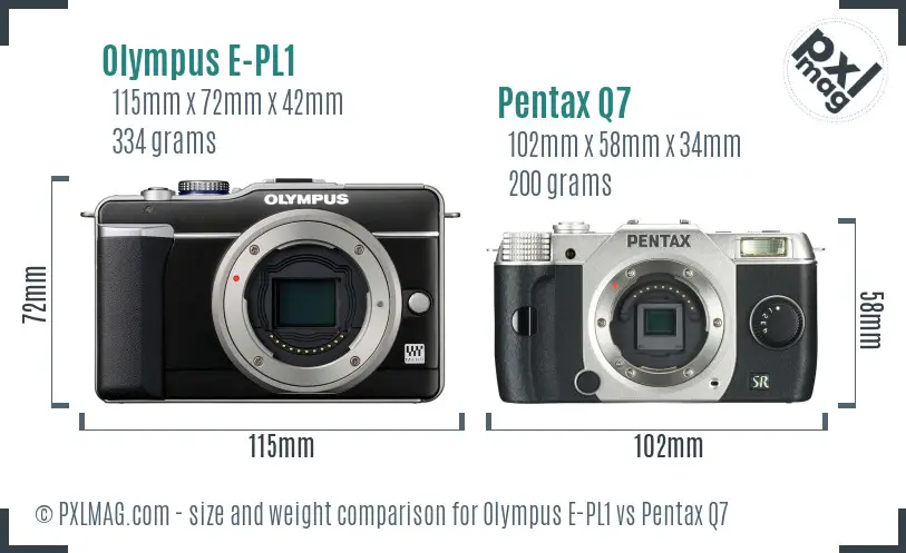 Olympus E-PL1 vs Pentax Q7 size comparison