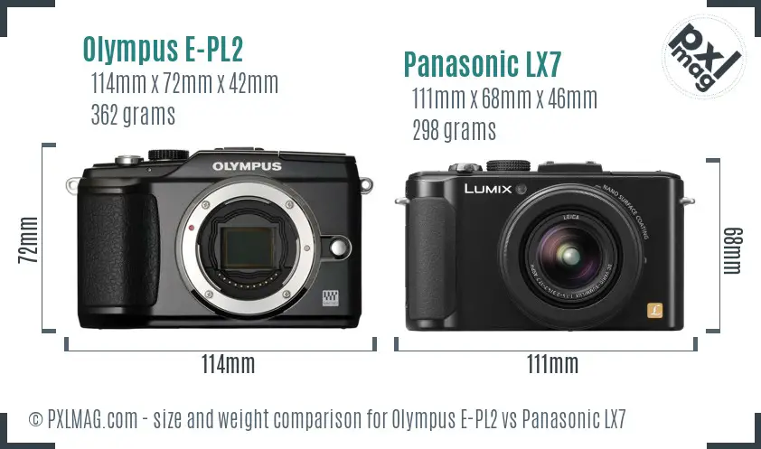 Olympus E-PL2 vs Panasonic LX7 size comparison