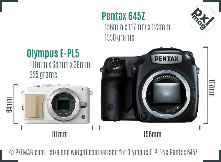Olympus E-PL5 vs Pentax 645Z size comparison