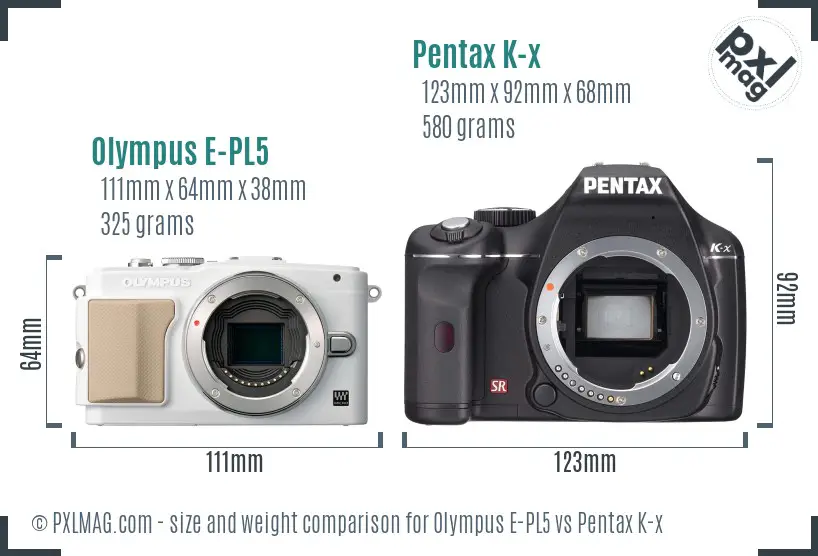 Olympus E-PL5 vs Pentax K-x size comparison