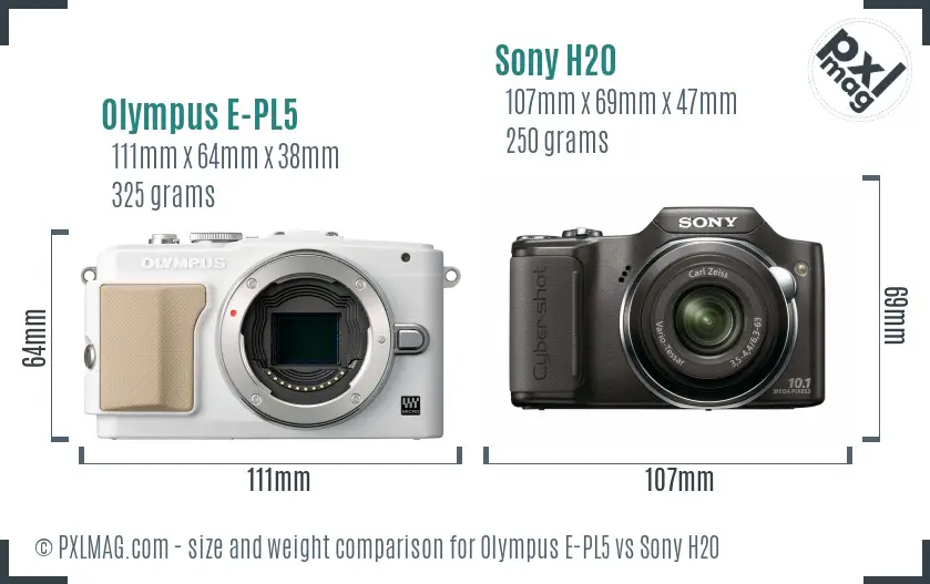 Olympus E-PL5 vs Sony H20 size comparison