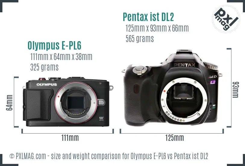 Olympus E-PL6 vs Pentax ist DL2 size comparison