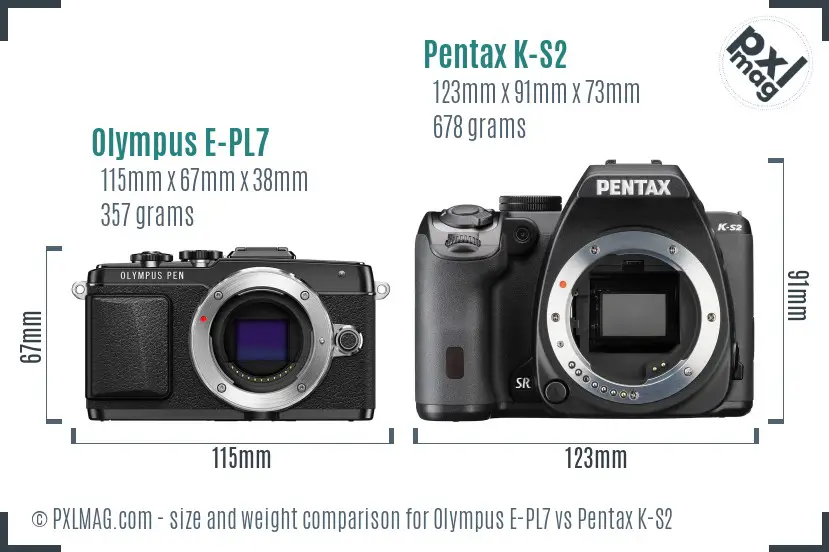 Olympus E-PL7 vs Pentax K-S2 size comparison