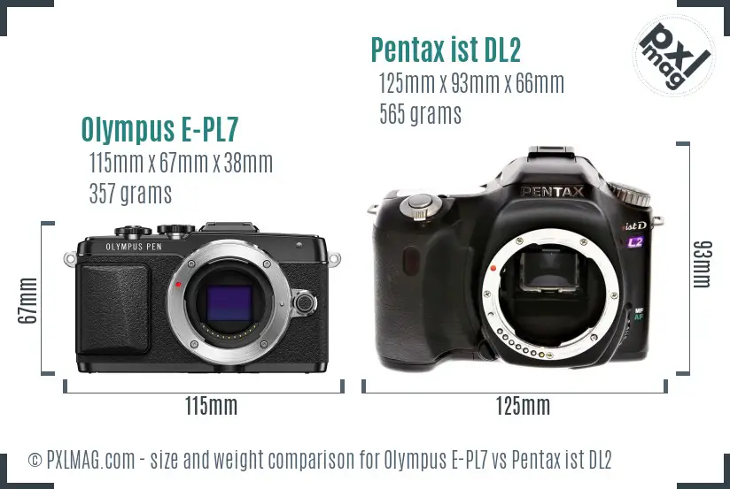 Olympus E-PL7 vs Pentax ist DL2 size comparison