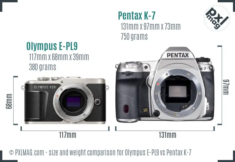 Olympus E-PL9 vs Pentax K-7 size comparison