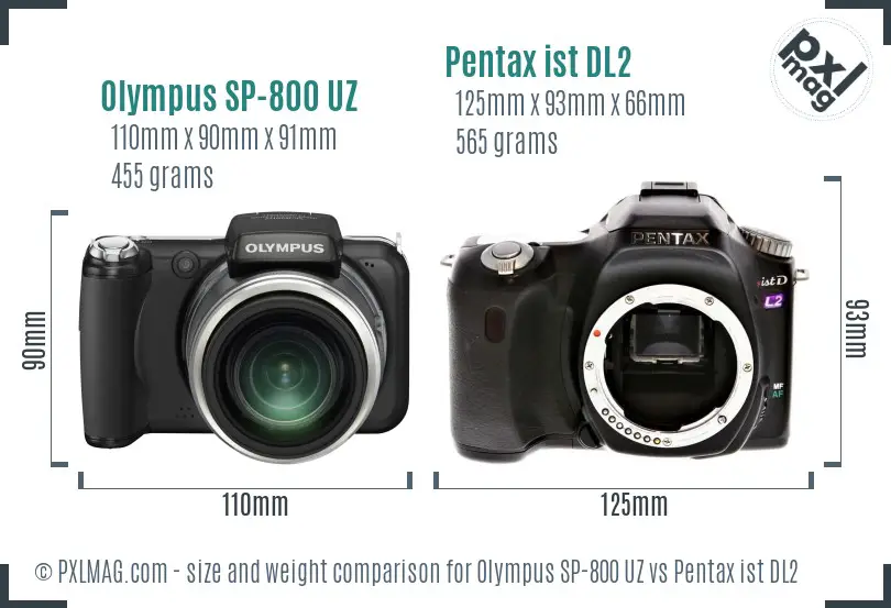 Olympus SP-800 UZ vs Pentax ist DL2 size comparison