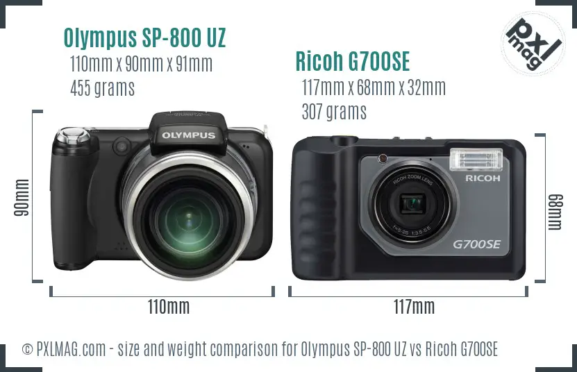 Olympus SP-800 UZ vs Ricoh G700SE size comparison