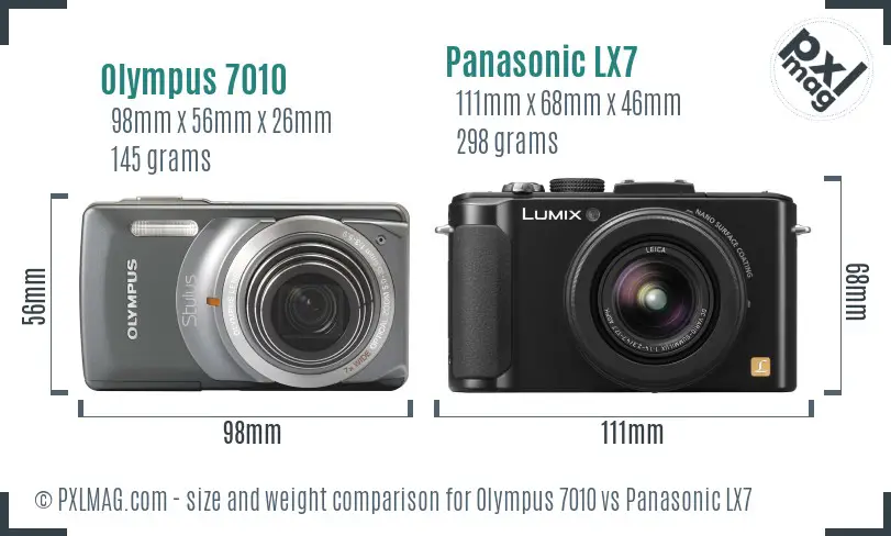 Olympus 7010 vs Panasonic LX7 size comparison