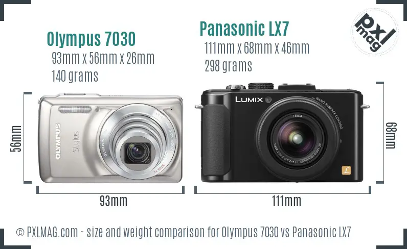 Olympus 7030 vs Panasonic LX7 size comparison