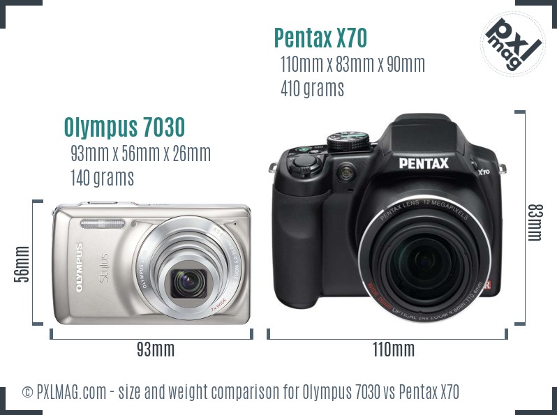 Olympus 7030 vs Pentax X70 size comparison