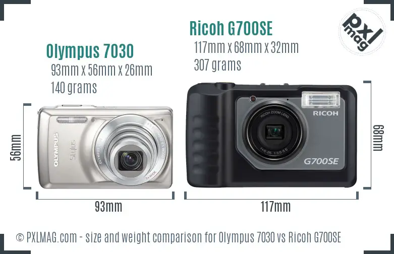 Olympus 7030 vs Ricoh G700SE size comparison Olympus 7030 vs Ricoh G700SE size comparison