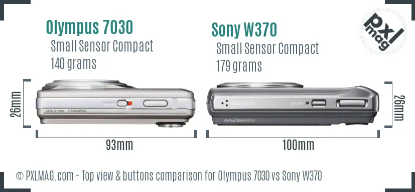 Olympus 7030 vs Sony W370 top view buttons comparison