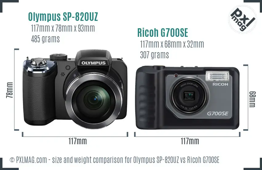Olympus SP-820UZ vs Ricoh G700SE size comparison