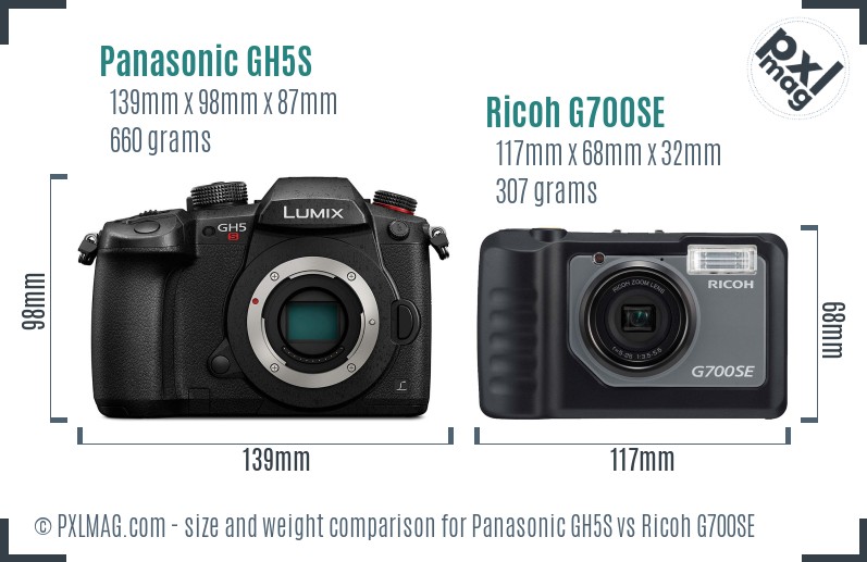 Panasonic GH5S vs Ricoh G700SE size comparison Panasonic GH5S vs Ricoh G700SE size comparison