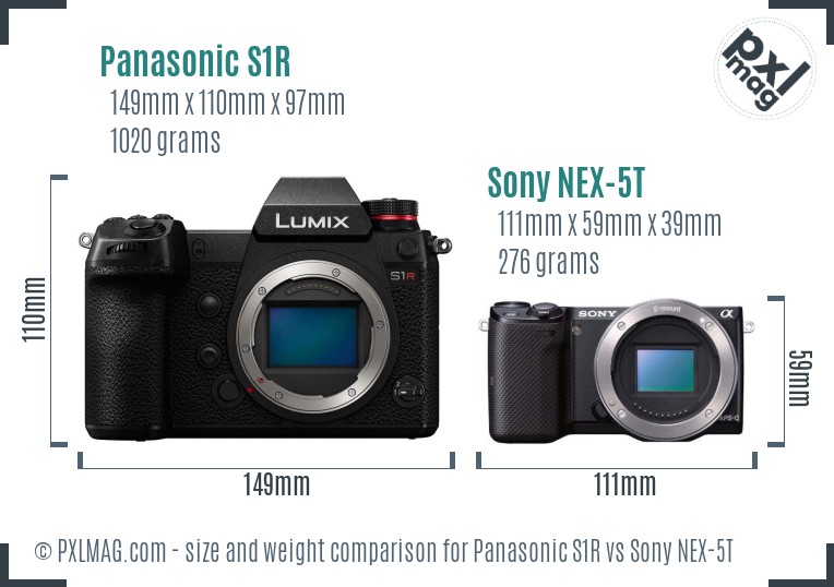 Panasonic S1R vs Sony NEX-5T size comparison