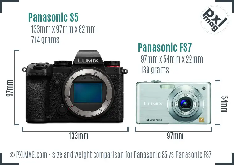 Panasonic S5 vs Panasonic FS7 size comparison