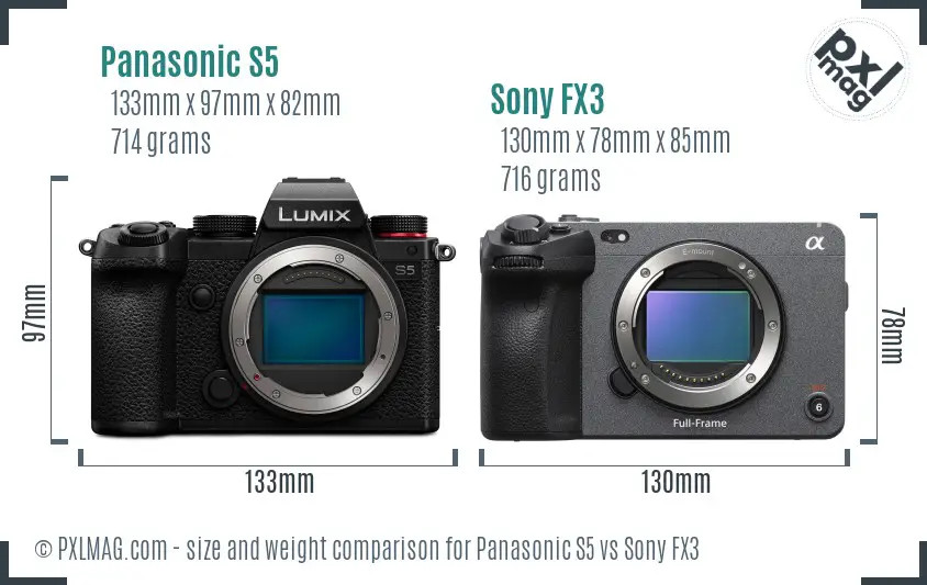 Panasonic S5 vs Sony FX3 size comparison