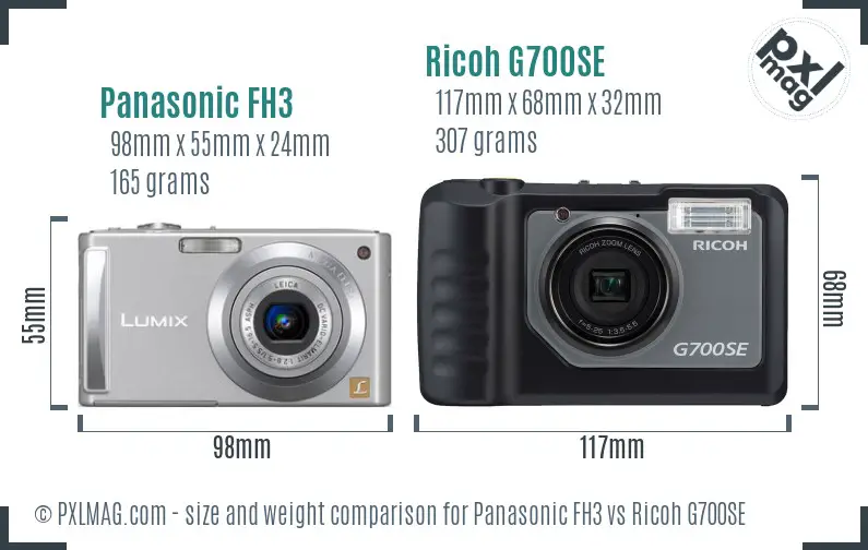 Panasonic FH3 vs Ricoh G700SE size comparison