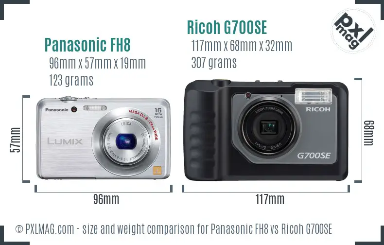 Panasonic FH8 vs Ricoh G700SE size comparison