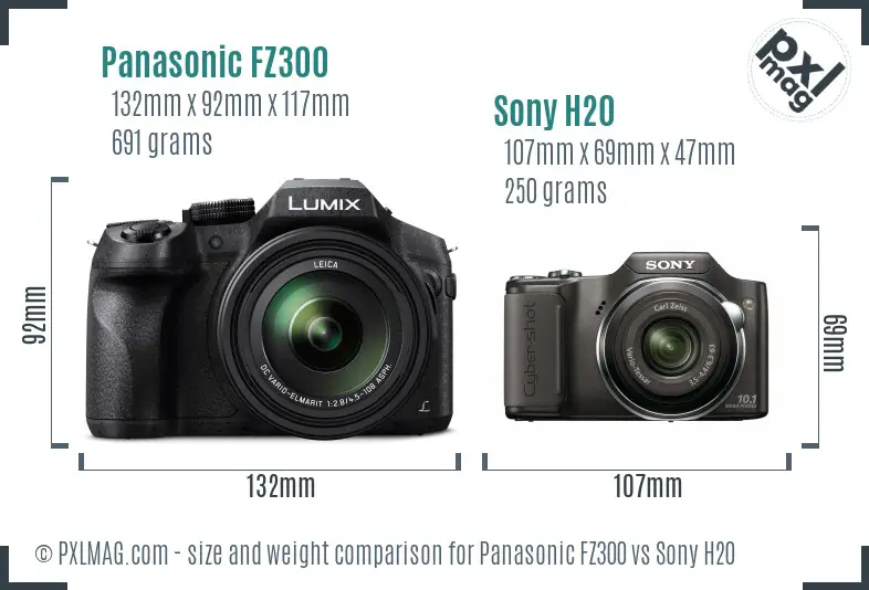 Panasonic FZ300 vs Sony H20 size comparison Panasonic FZ300 vs Sony H20 size comparison