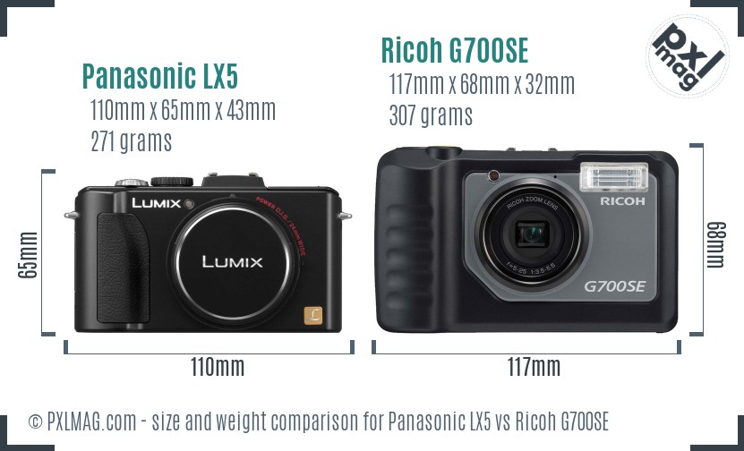 Panasonic LX5 vs Ricoh G700SE size comparison Panasonic LX5 vs Ricoh G700SE size comparison