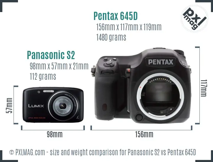 Panasonic S2 vs Pentax 645D size comparison