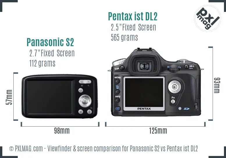 Panasonic S2 vs Pentax ist DL2 Screen and Viewfinder comparison