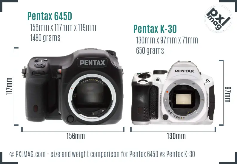 Pentax 645D vs Pentax K-30 size comparison