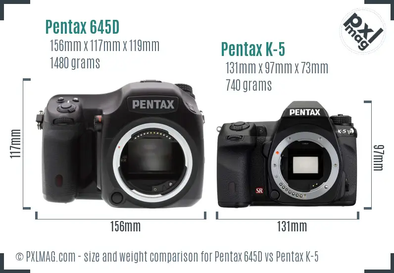 Pentax 645D vs Pentax K-5 size comparison