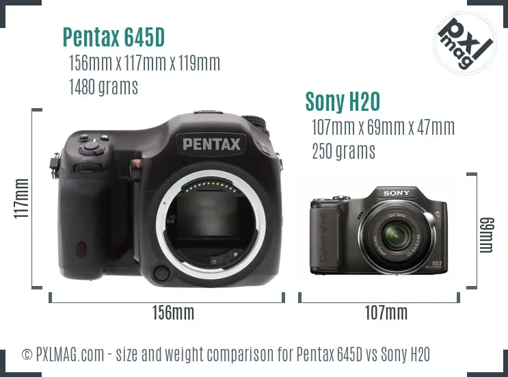 Pentax 645D vs Sony H20 size comparison