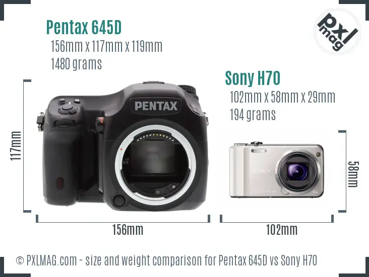 Pentax 645D vs Sony H70 size comparison