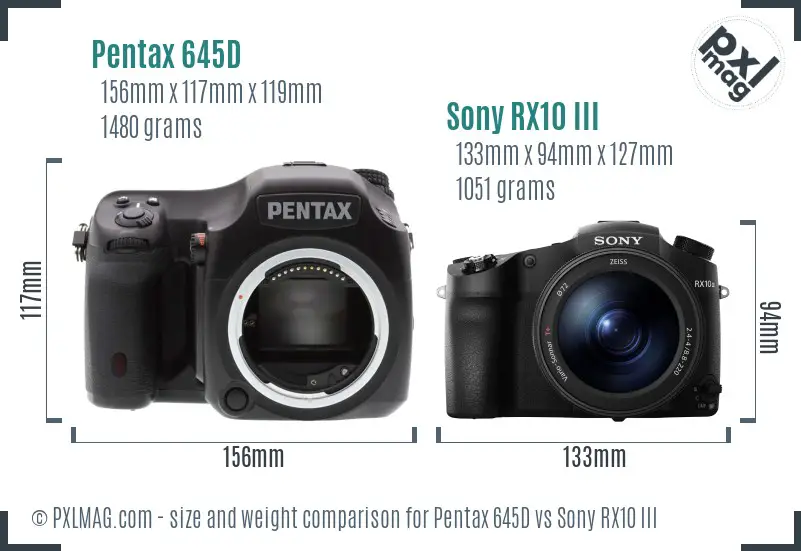 Pentax 645D vs Sony RX10 III size comparison