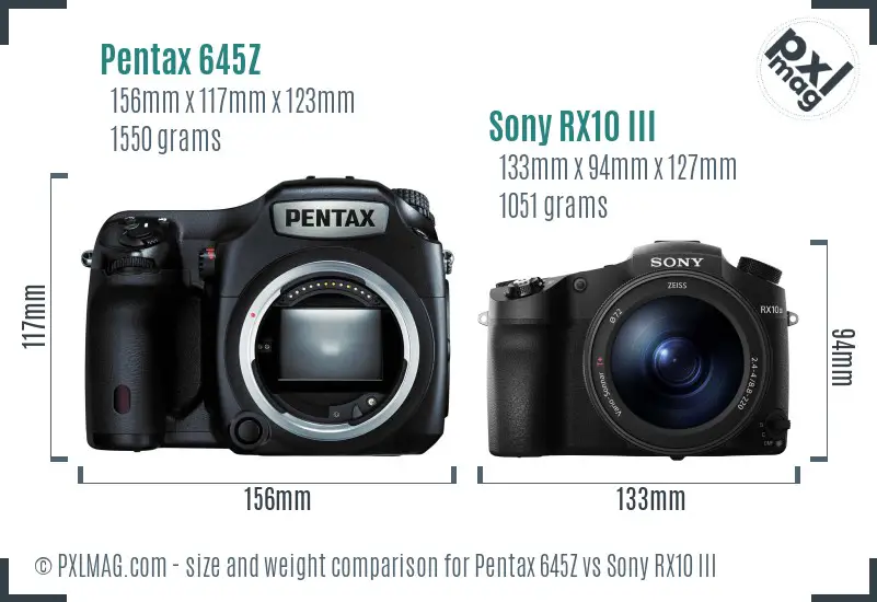 Pentax 645Z vs Sony RX10 III size comparison