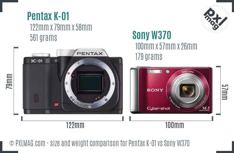 Pentax K-01 vs Sony W370 size comparison