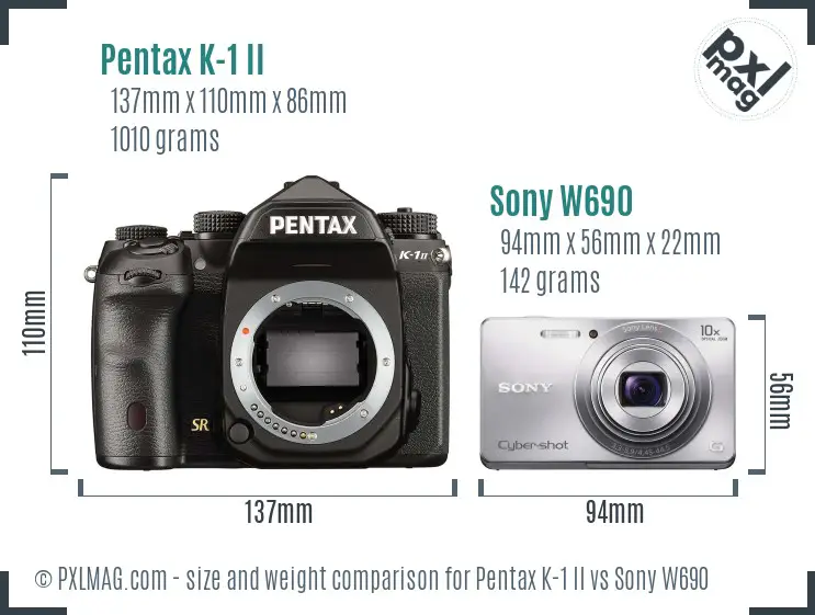 Pentax K-1 II vs Sony W690 size comparison