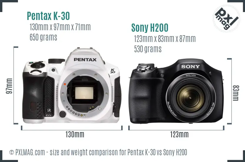 Pentax K-30 vs Sony H200 size comparison