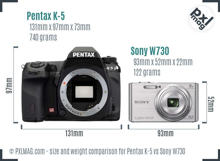 Pentax K-5 vs Sony W730 size comparison