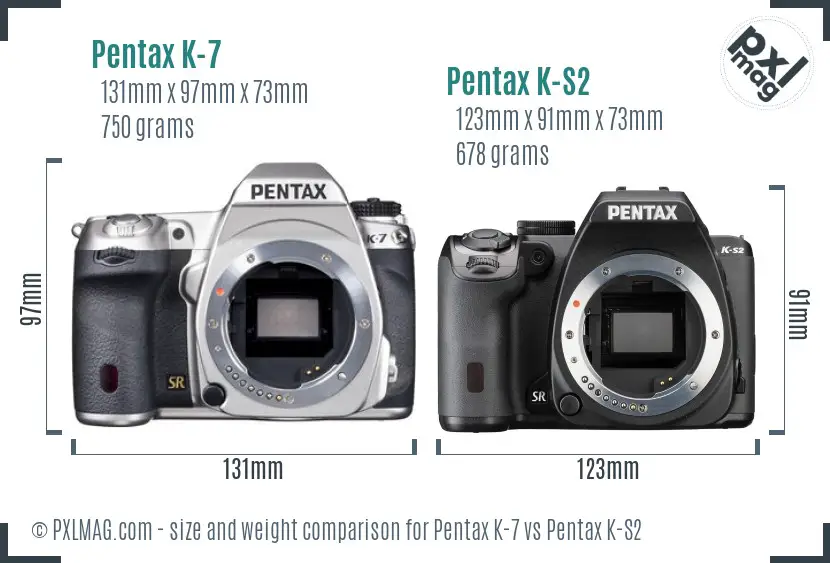 Pentax K-7 vs Pentax K-S2 size comparison