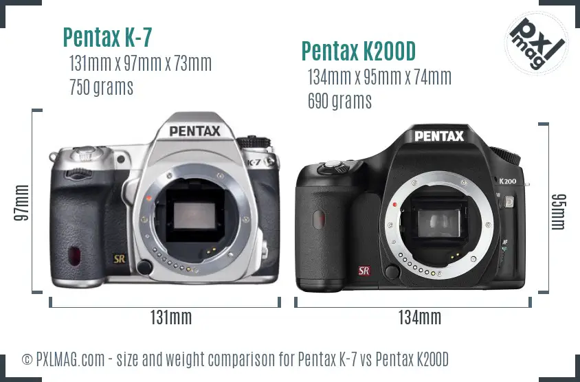Pentax K-7 vs Pentax K200D size comparison