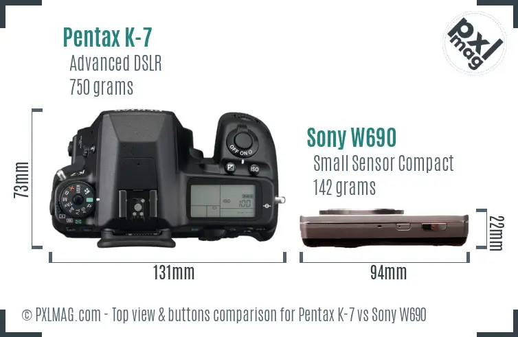 Pentax K-7 vs Sony W690 top view buttons comparison Pentax K-7 vs Sony W690 top view buttons comparison