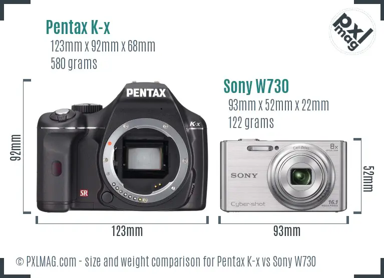 Pentax K-x vs Sony W730 size comparison