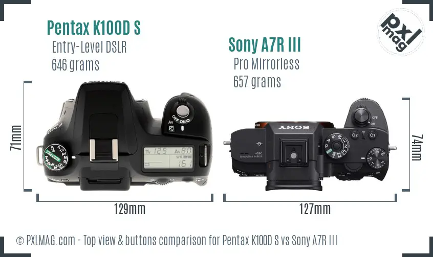 Pentax K100D S vs Sony A7R III top view buttons comparison Pentax K100D S vs Sony A7R III top view buttons comparison