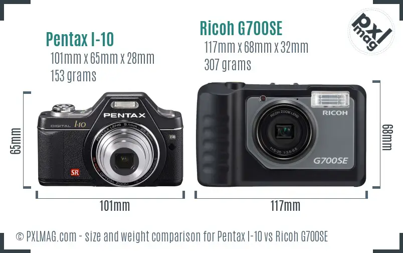 Pentax I-10 vs Ricoh G700SE size comparison