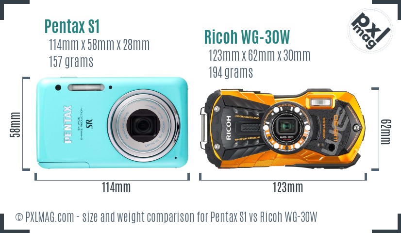 Pentax S1 vs Ricoh WG-30W size comparison