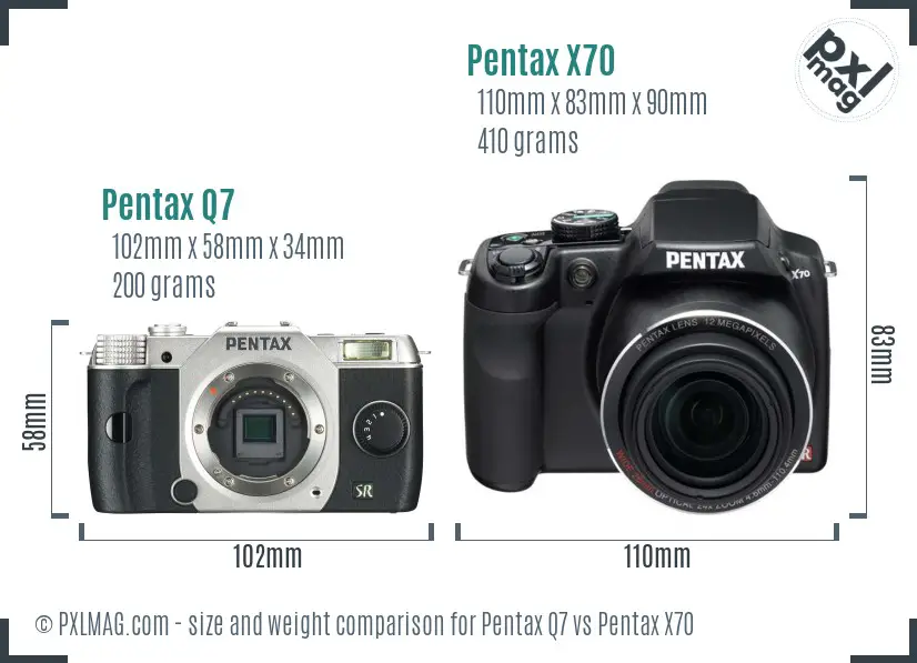 Pentax Q7 vs Pentax X70 size comparison